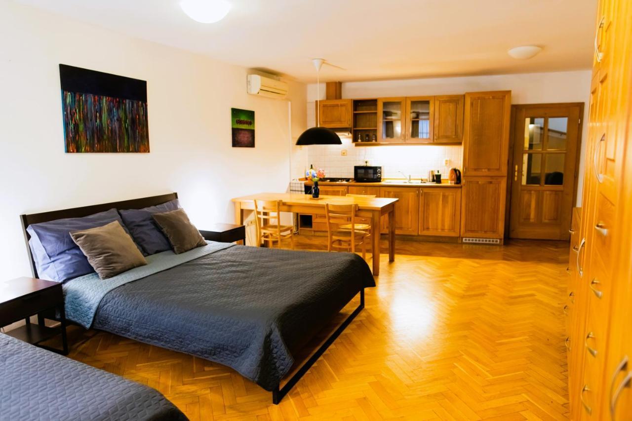 Fantom Home Prag Exterior foto