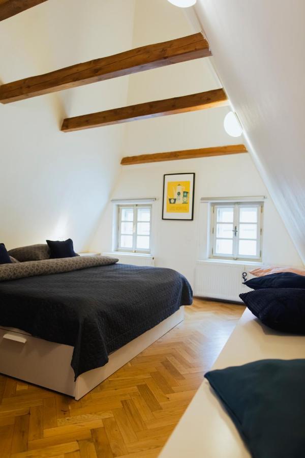 Fantom Home Prag Exterior foto